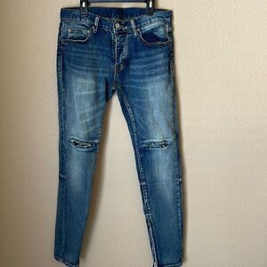❤️MNML Distressed Jeans 29 